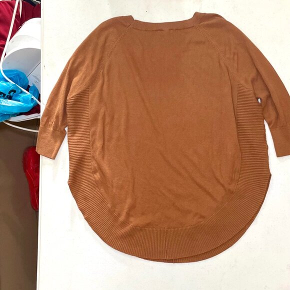 EXPRESS Terracotta Brown Rounded Hem Raglan Sweater - Size XS (NWOT) - Picture 5 of 14